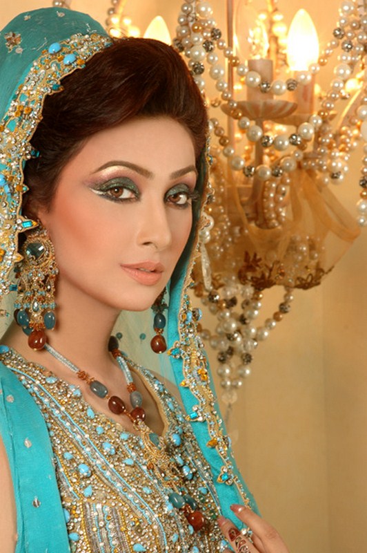 Pakistani Bridal Walima Makeup Pictures 2016