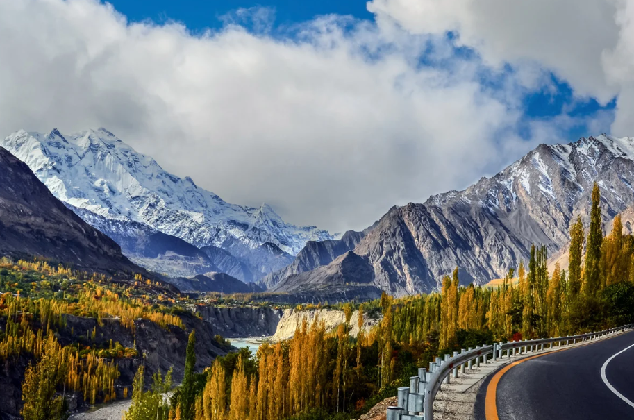 Best Places to Visit in Hunza: Top Attractions in Hunza Valley